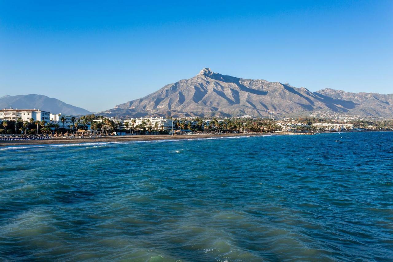 By Riva - Luxurious, Exclusive 2 Bedroom Inside Puerto Banus Appartement
