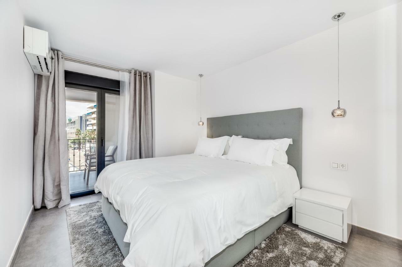 By Riva - Luxurious, Exclusive 2 Bedroom Inside Puerto Banus Appartement Marbellac